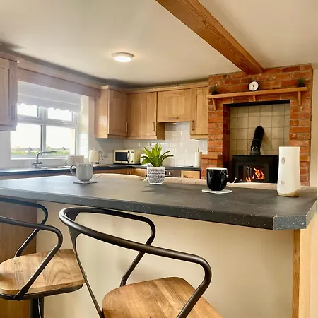 Appartamento Tergoland Barn, A Rustic Countryside Retreat Dungiven Esterno foto