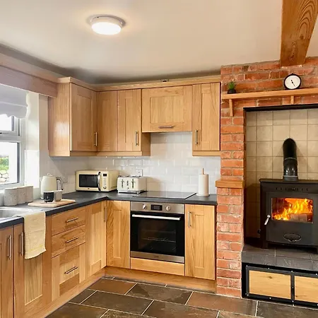 Appartamento Tergoland Barn, A Rustic Countryside Retreat Dungiven Esterno foto