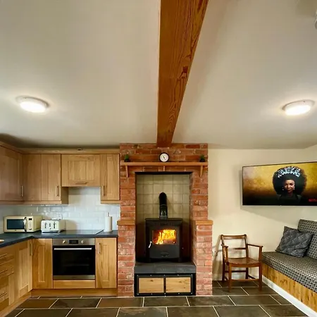 Appartamento Tergoland Barn, A Rustic Countryside Retreat Dungiven Esterno foto