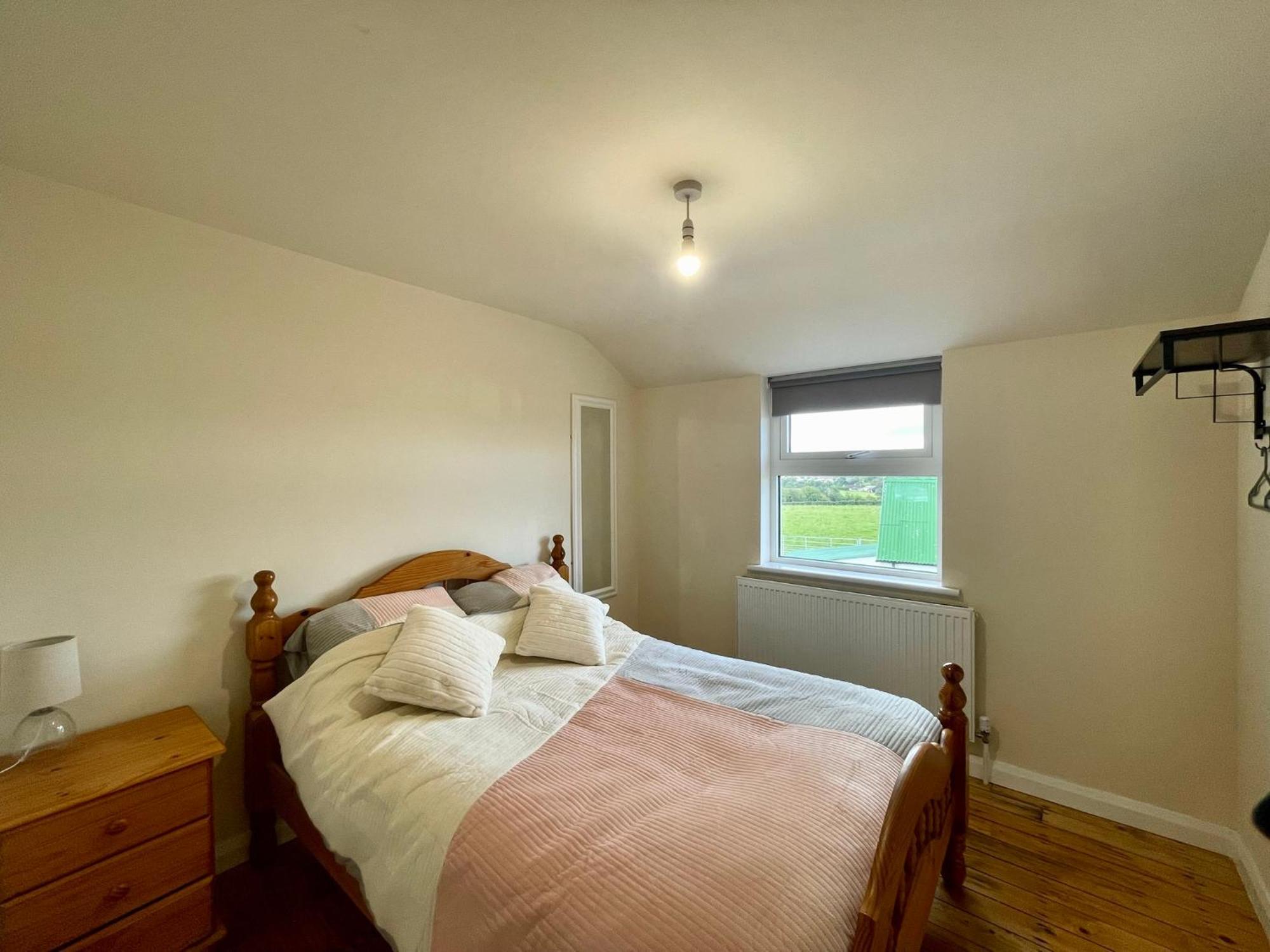 Tergoland Barn, A Rustic Countryside Retreat Apartment *