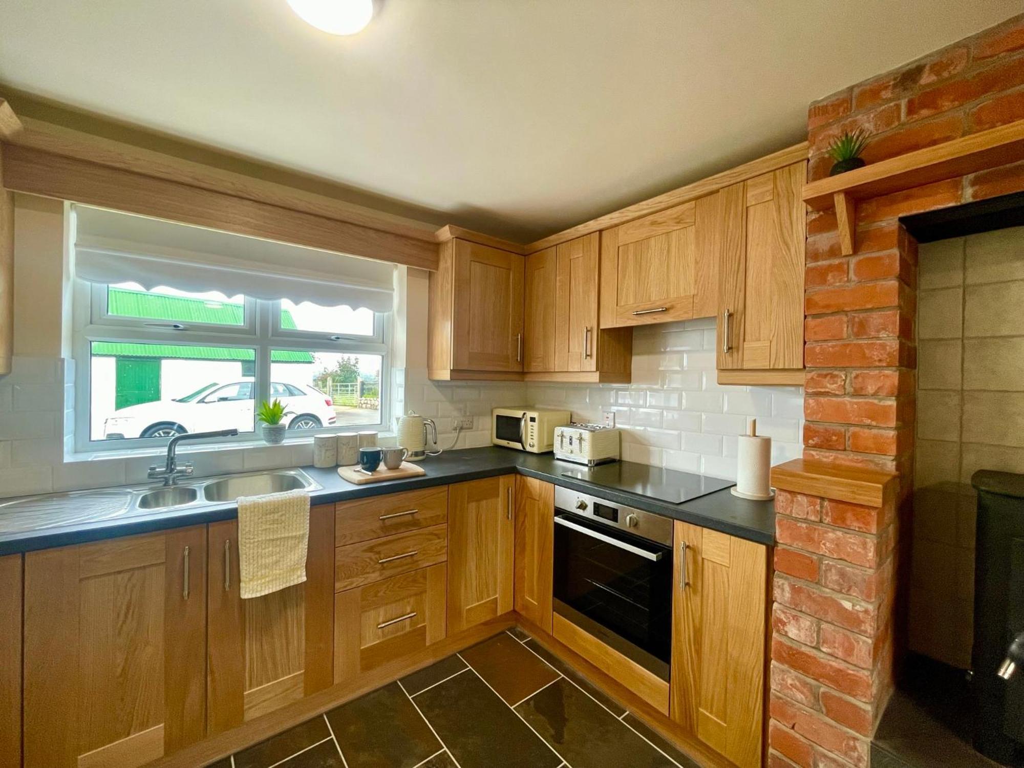 Tergoland Barn, A Rustic Countryside Retreat Dungiven